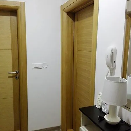 Jovana شقة زلاتيبور